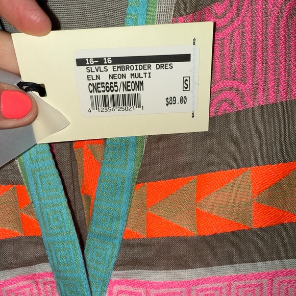 Elon Dress NWT Small - Picture 5 of 9